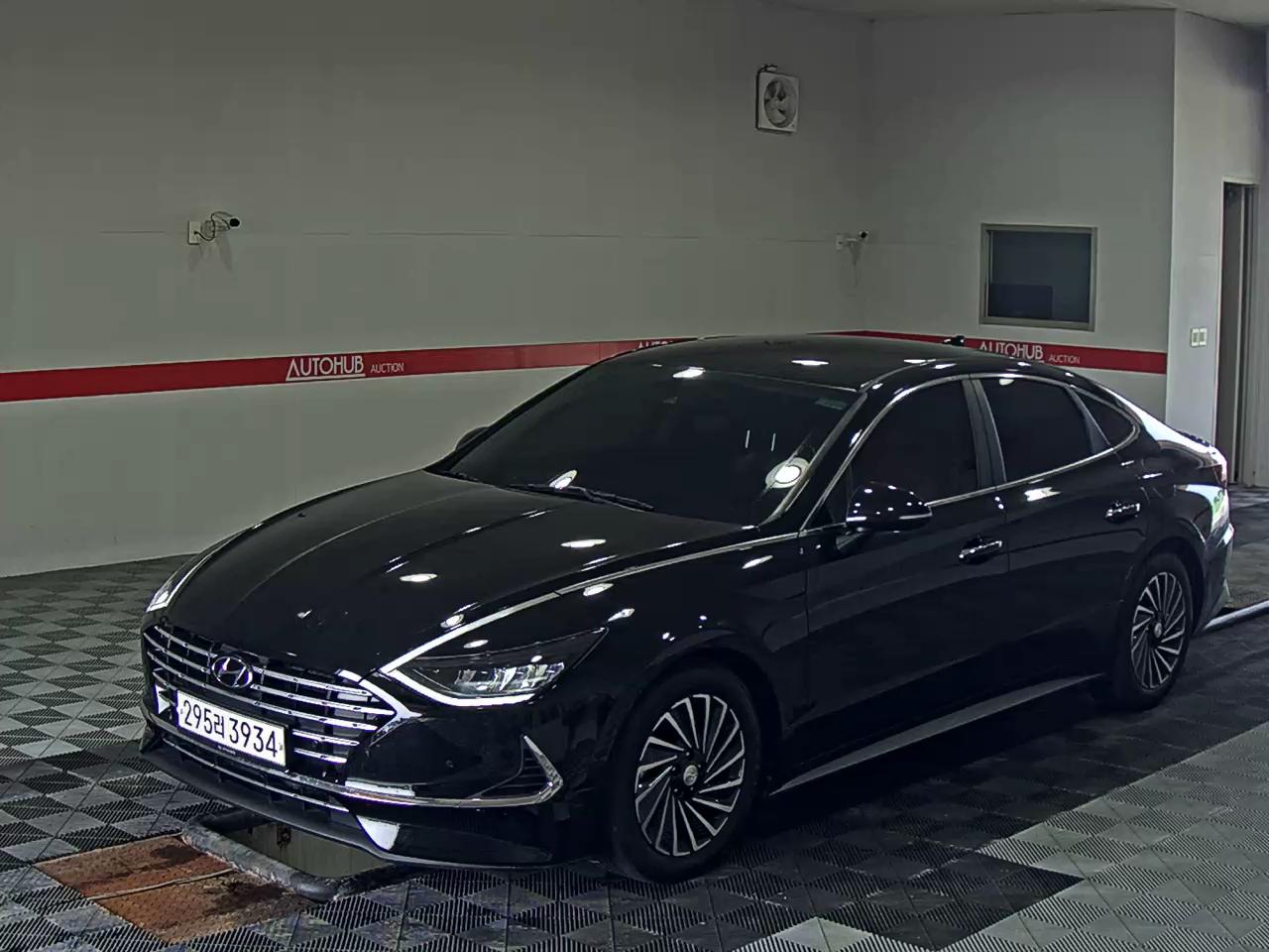 HYUNDAI SONATA (DN8) HYBRID 2.0 HEV PREMIUM FAMILY