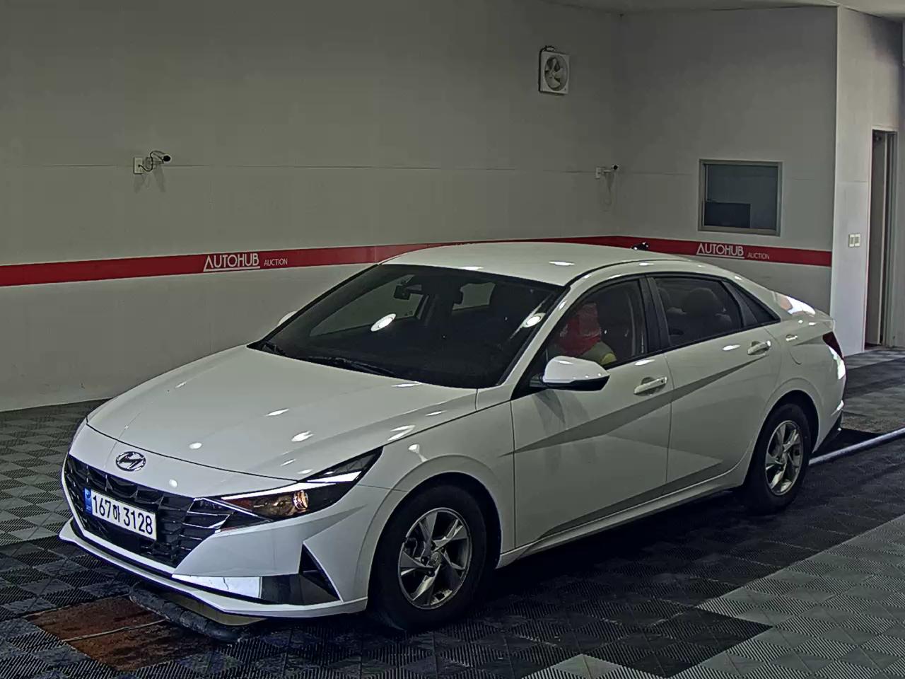 HYUNDAI AVANTE (CN7) 1.6 GASOLINE MODERN - фото 0