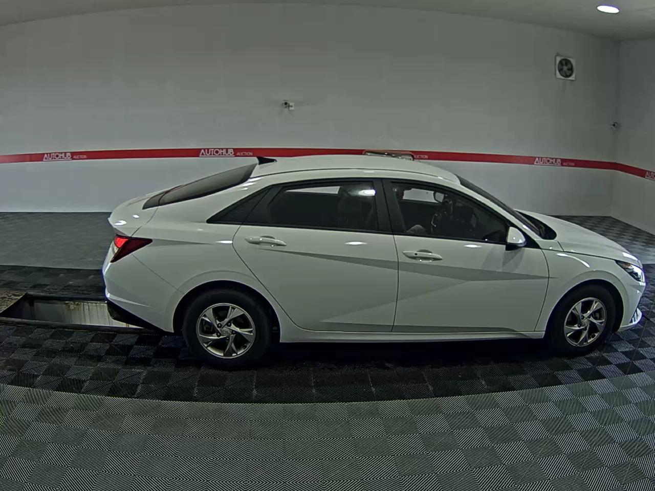 HYUNDAI AVANTE (CN7) 1.6 GASOLINE MODERN - фото 2
