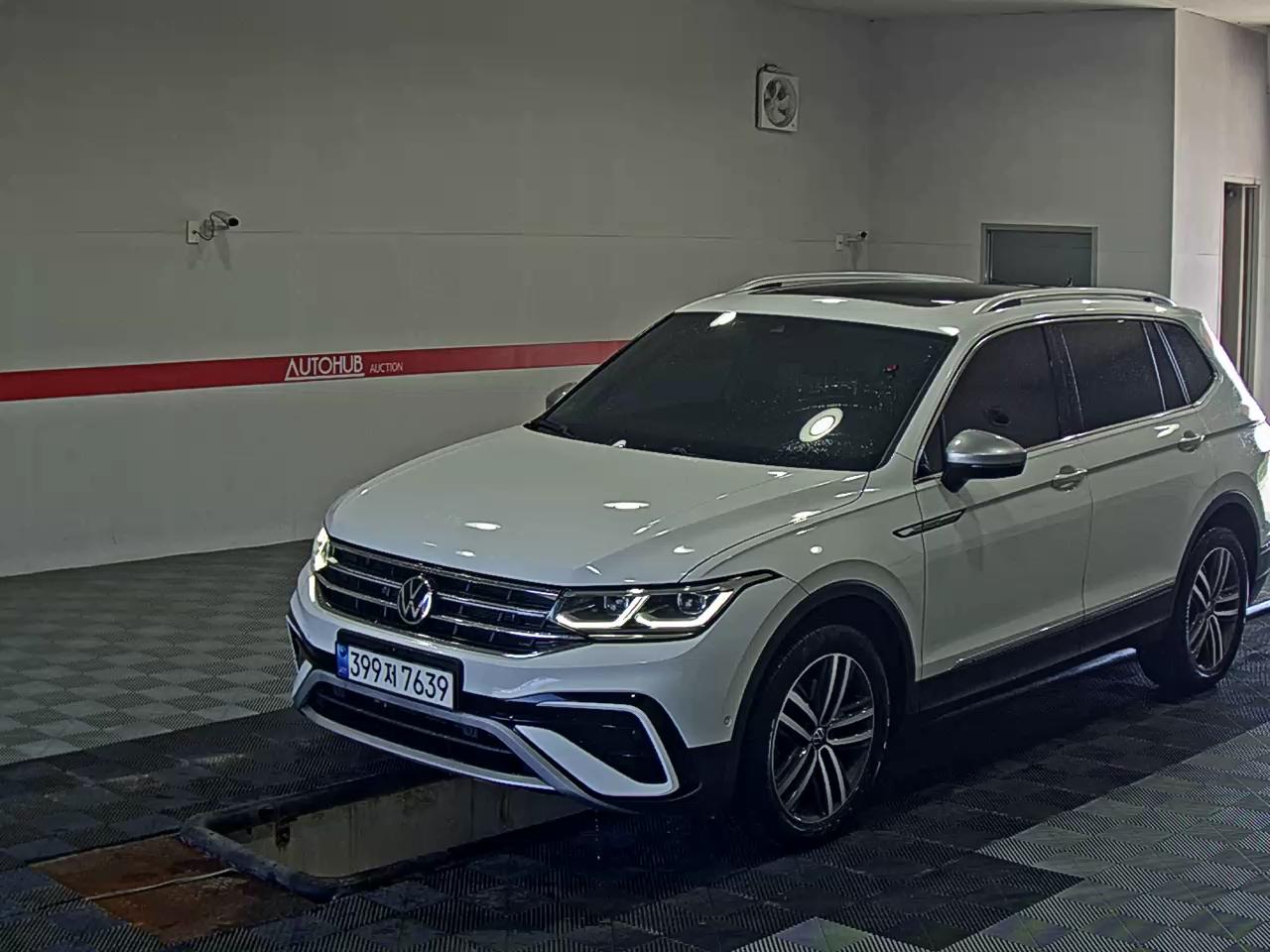 VOLKSWAGEN TIGUAN (2ND GEN) ALLSPACE 2.0 TSI PRESTIGE - фото 0