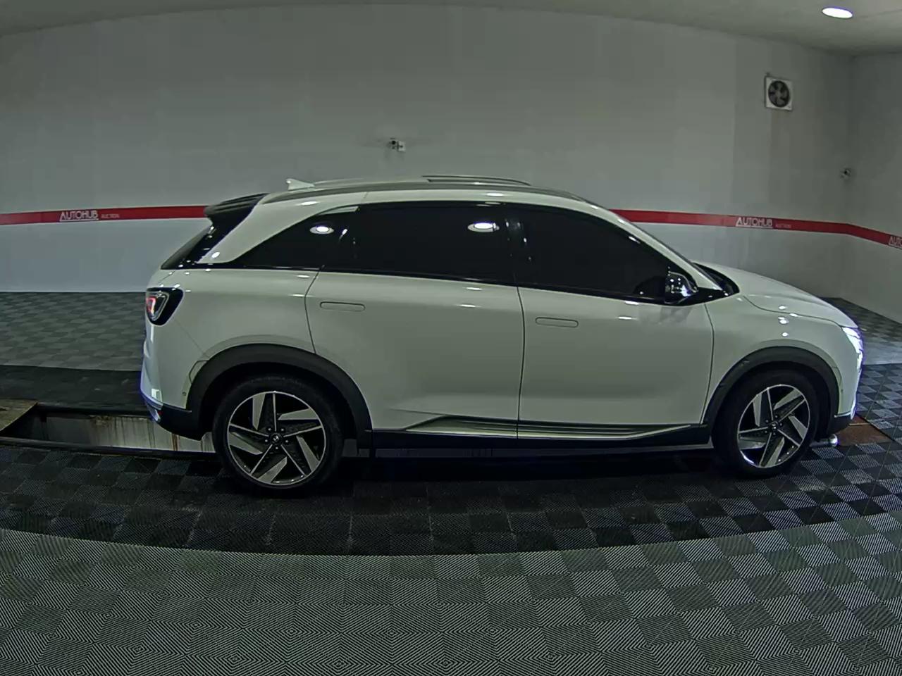 HYUNDAI NEXO FCEV PREMIUM - фото 2