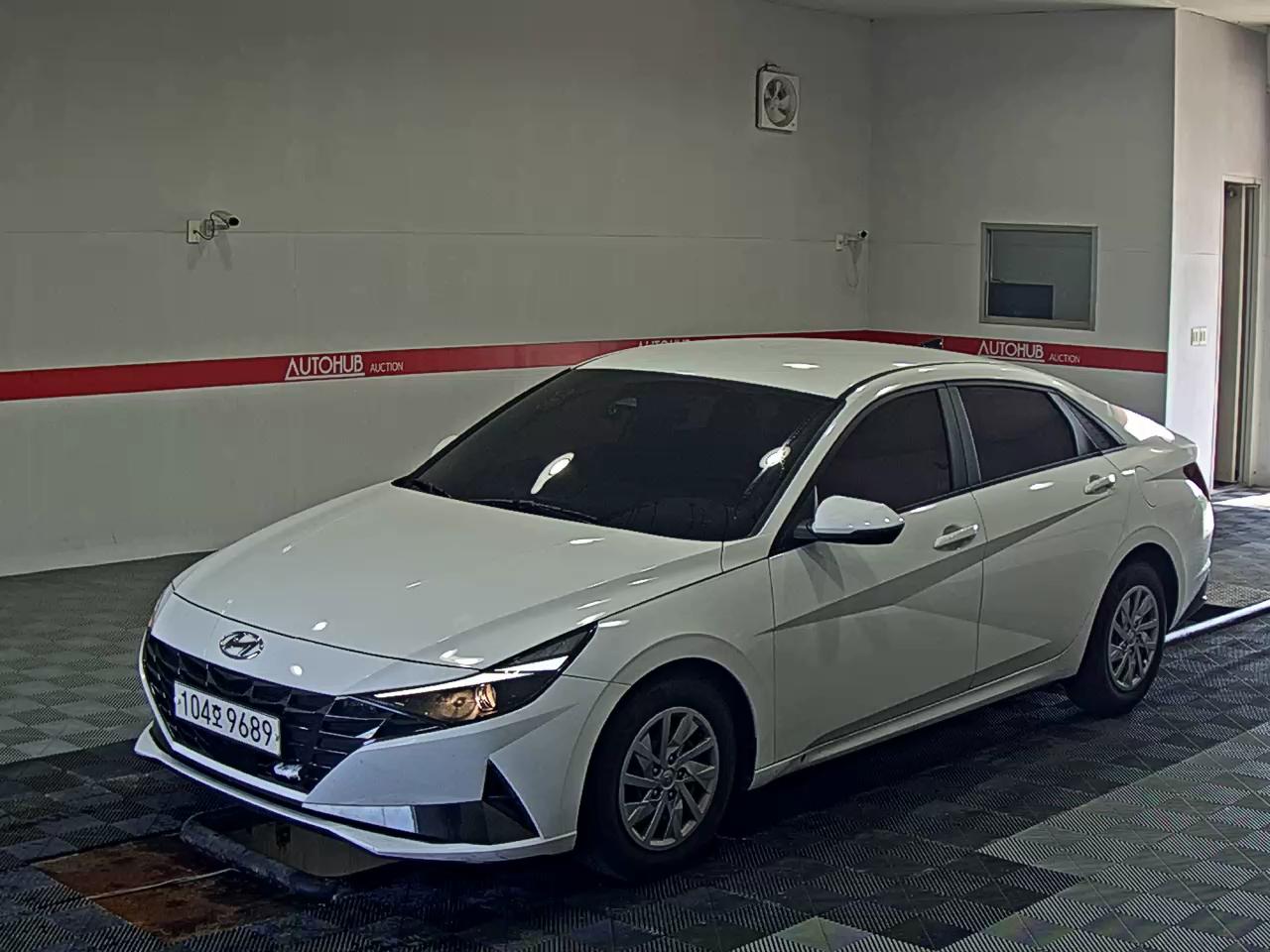 HYUNDAI AVANTE (CN7) 1.6 GASOLINE SMART - фото 0