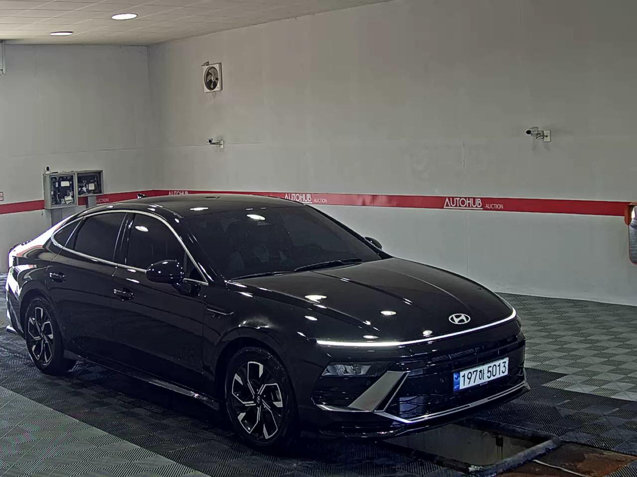HYUNDAI SONATA THE EDGE GASOLINE 2.0 PREMIUM - фото 1