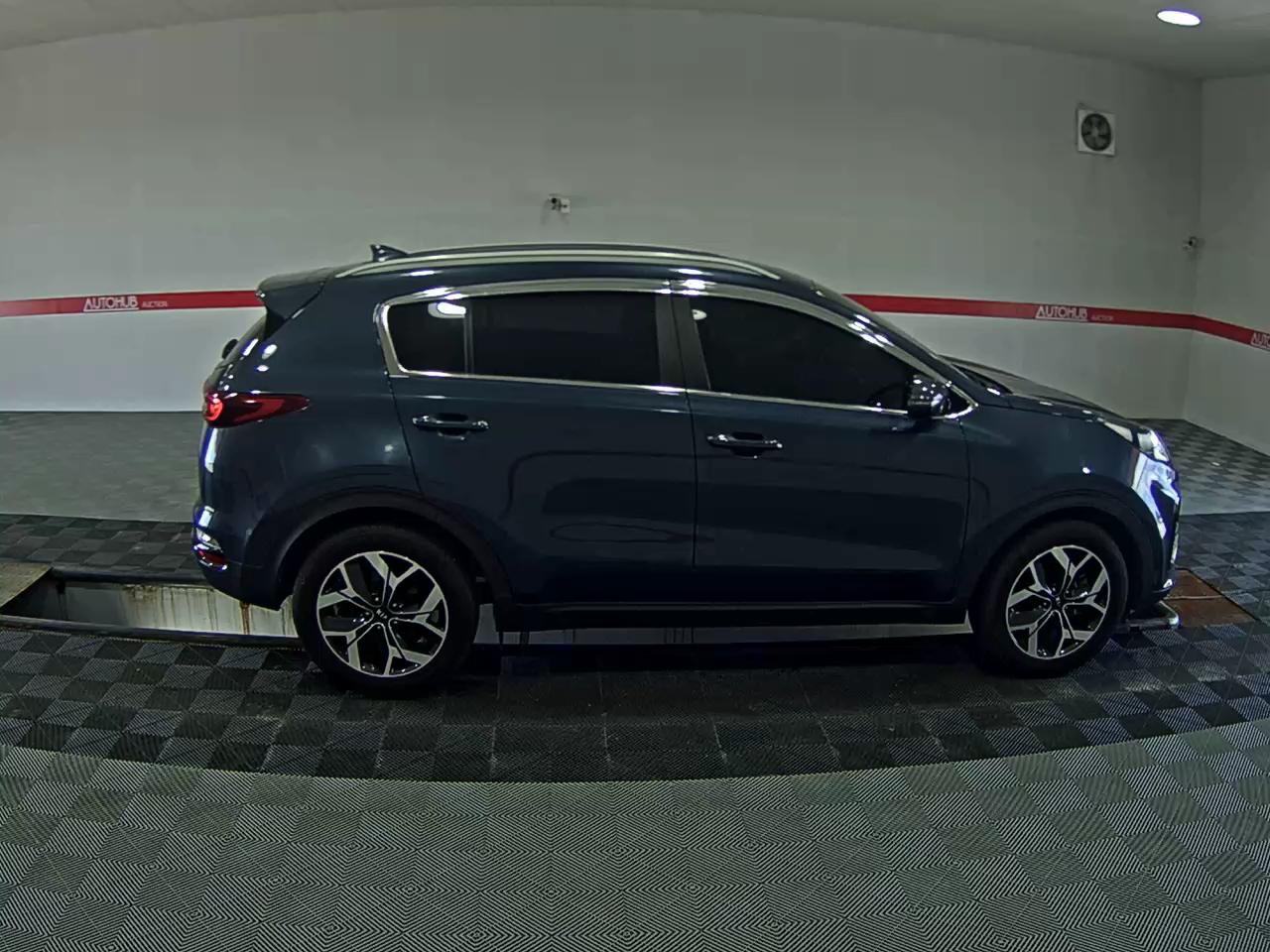 KIA SPORTAGE THE BOLD R2.0 DIESEL 2WD PRESTIGE - фото 2