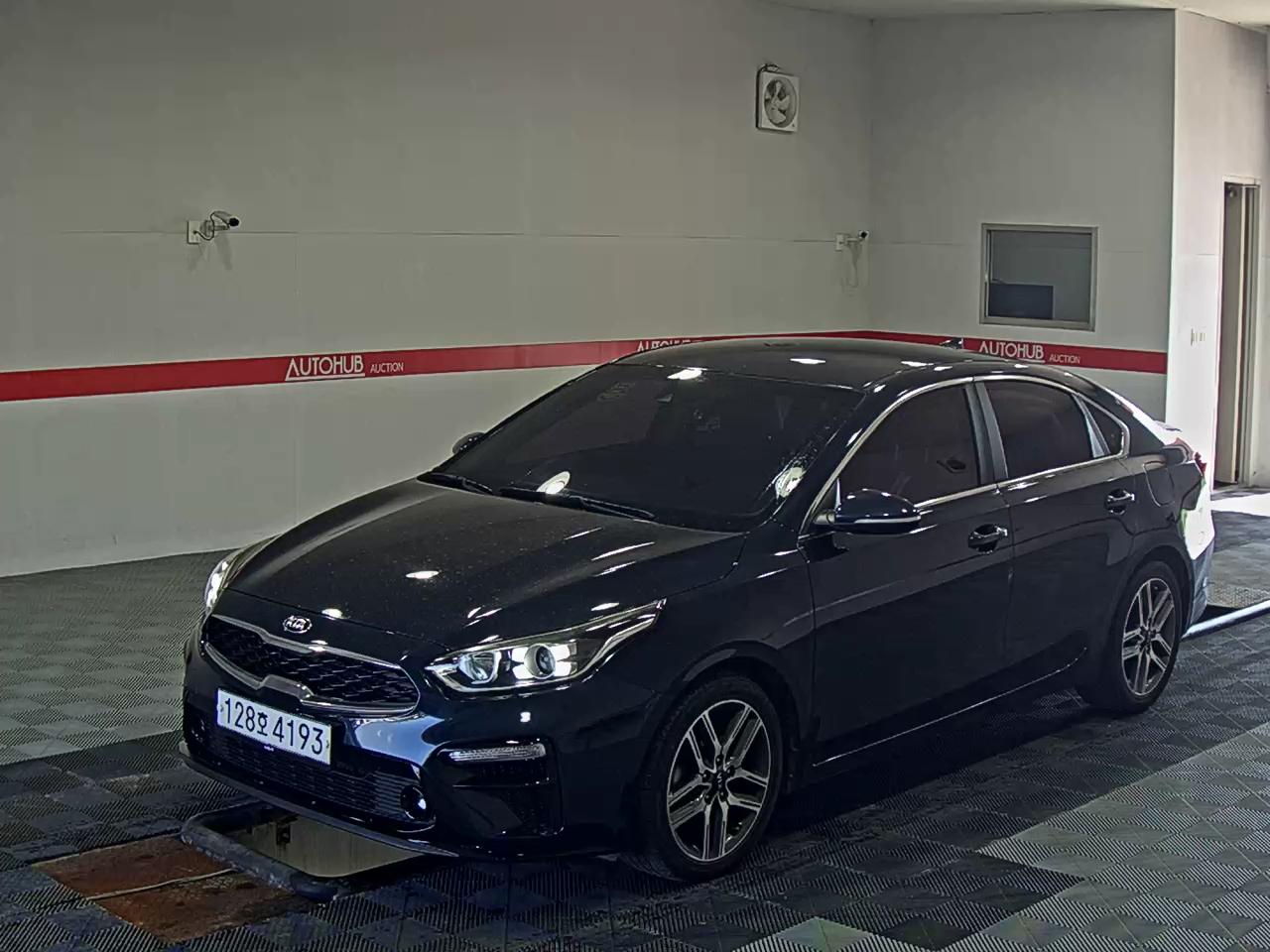 KIA ALL NEW K3 1.6 GASOLINE TRENDY - фото 0