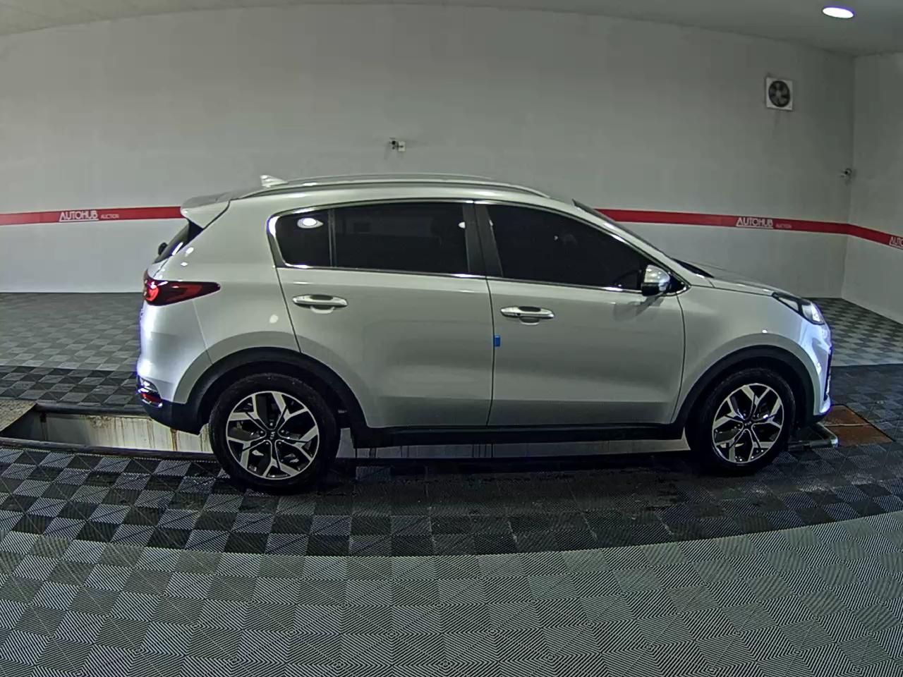 KIA SPORTAGE THE BOLD R2.0 DIESEL 4WD PRESTIGE - фото 2