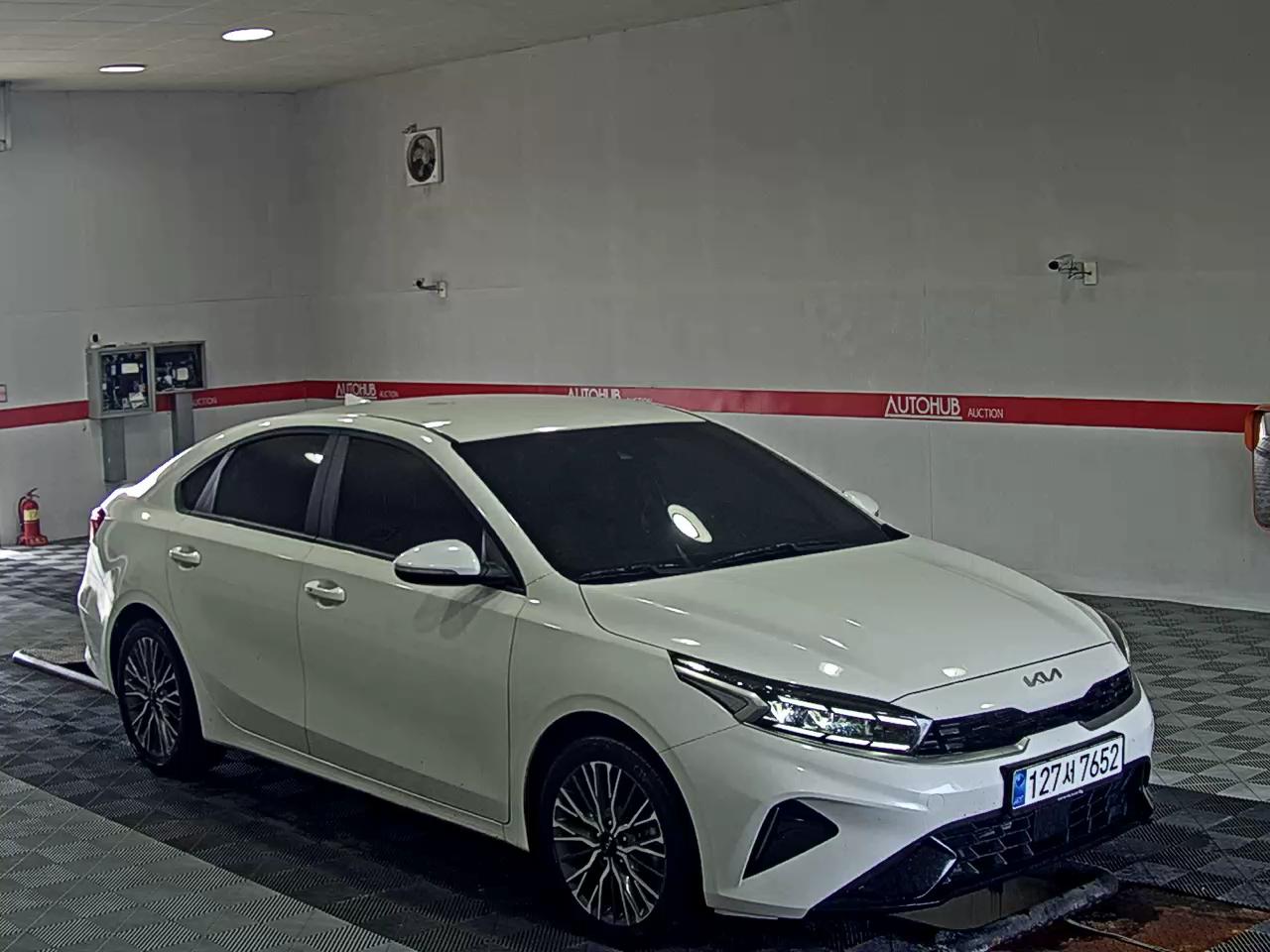 KIA THE NEW K3 1.6 GASOLINE PRESTIGE - фото 1