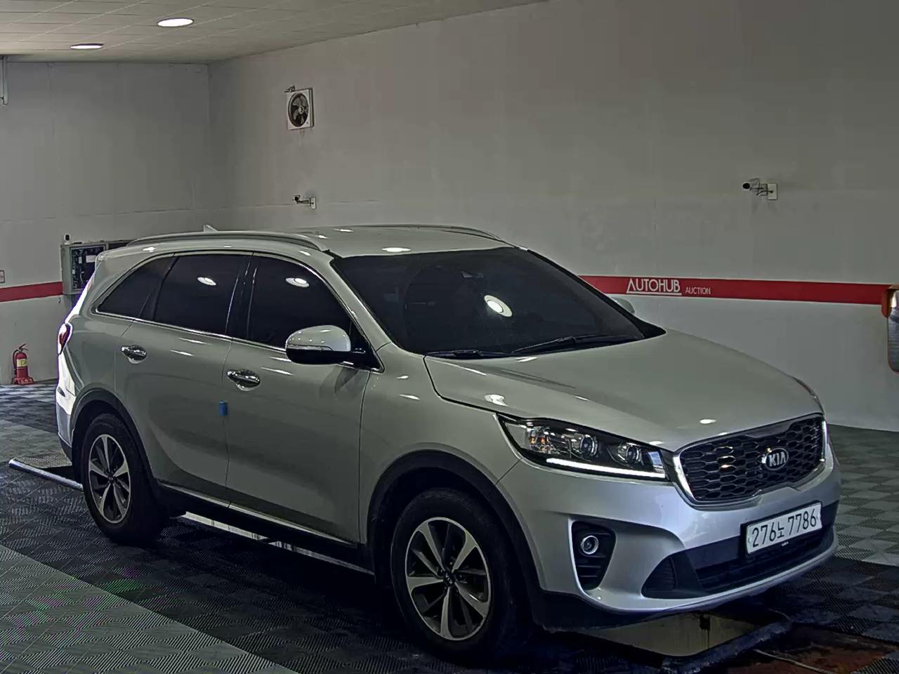 KIA THE NEW SORENTO DIESEL R2.0 4WD PRESTIGE - фото 1