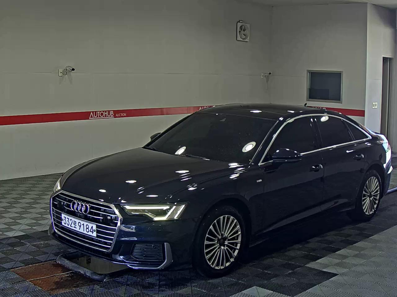 AUDI A6 (5TH GEN) 40 TDI PREMIUM