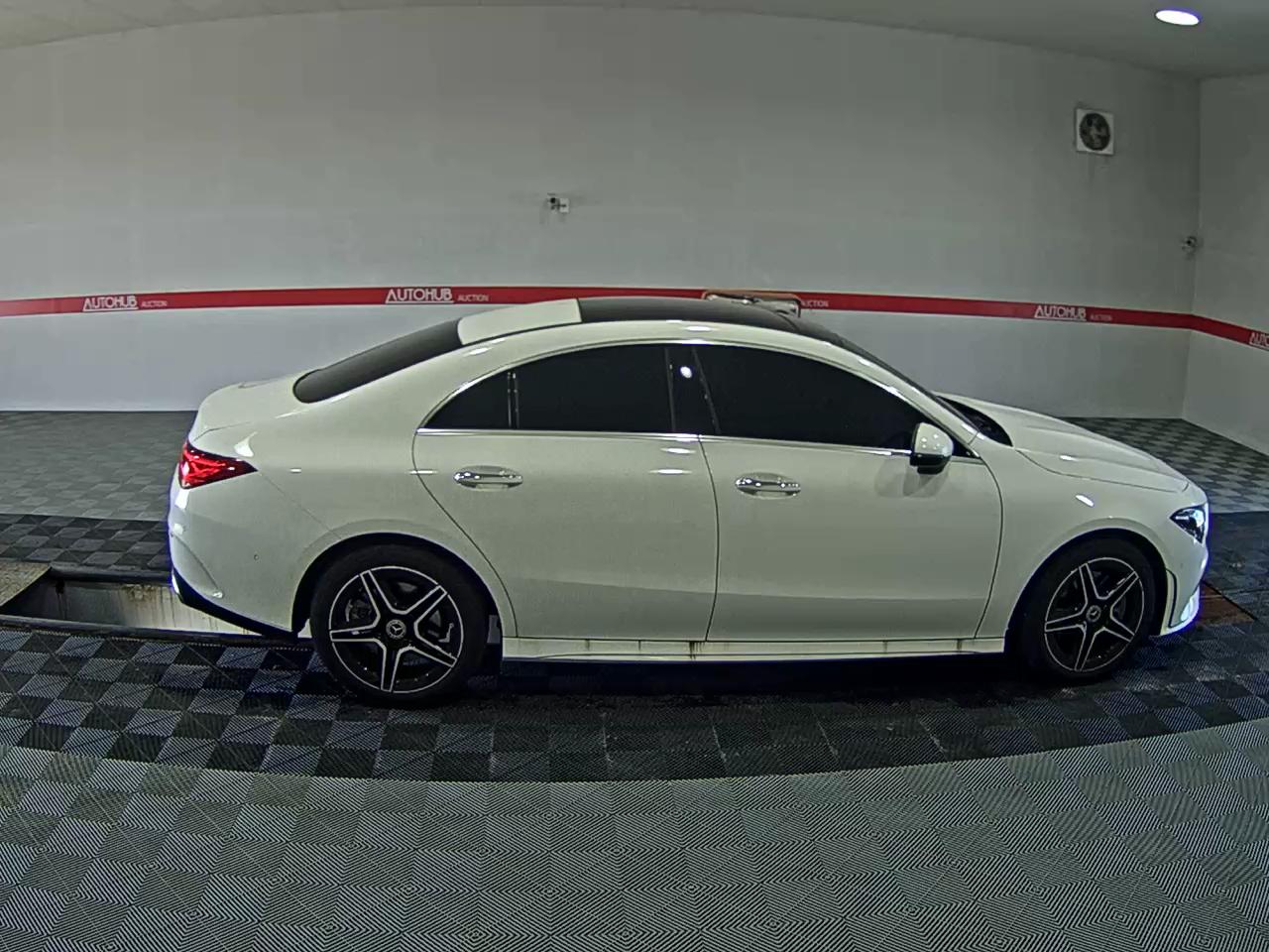 MERCEDES-BENZ CLA-CLASS (2ND GEN) CLA250 4MATIC - фото 2