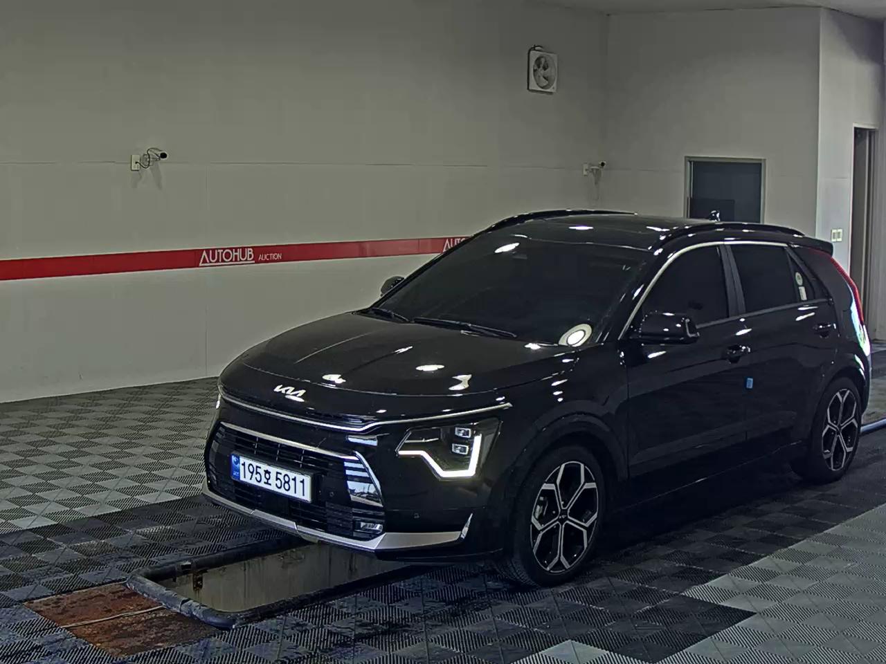KIA THE ALL NEW NIRO 1.6 HEV SIGNATURE - фото 0
