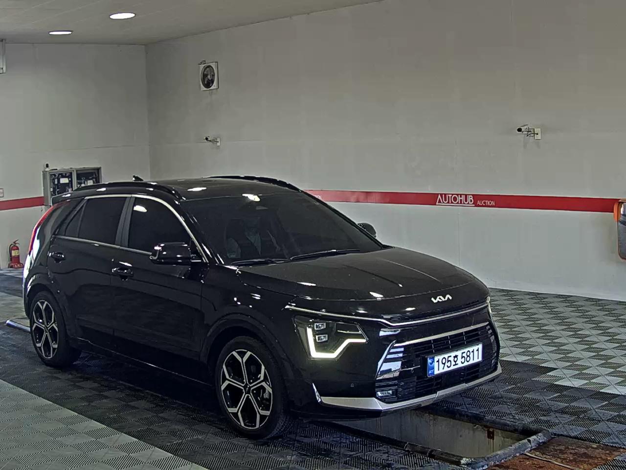 KIA THE ALL NEW NIRO 1.6 HEV SIGNATURE - фото 1
