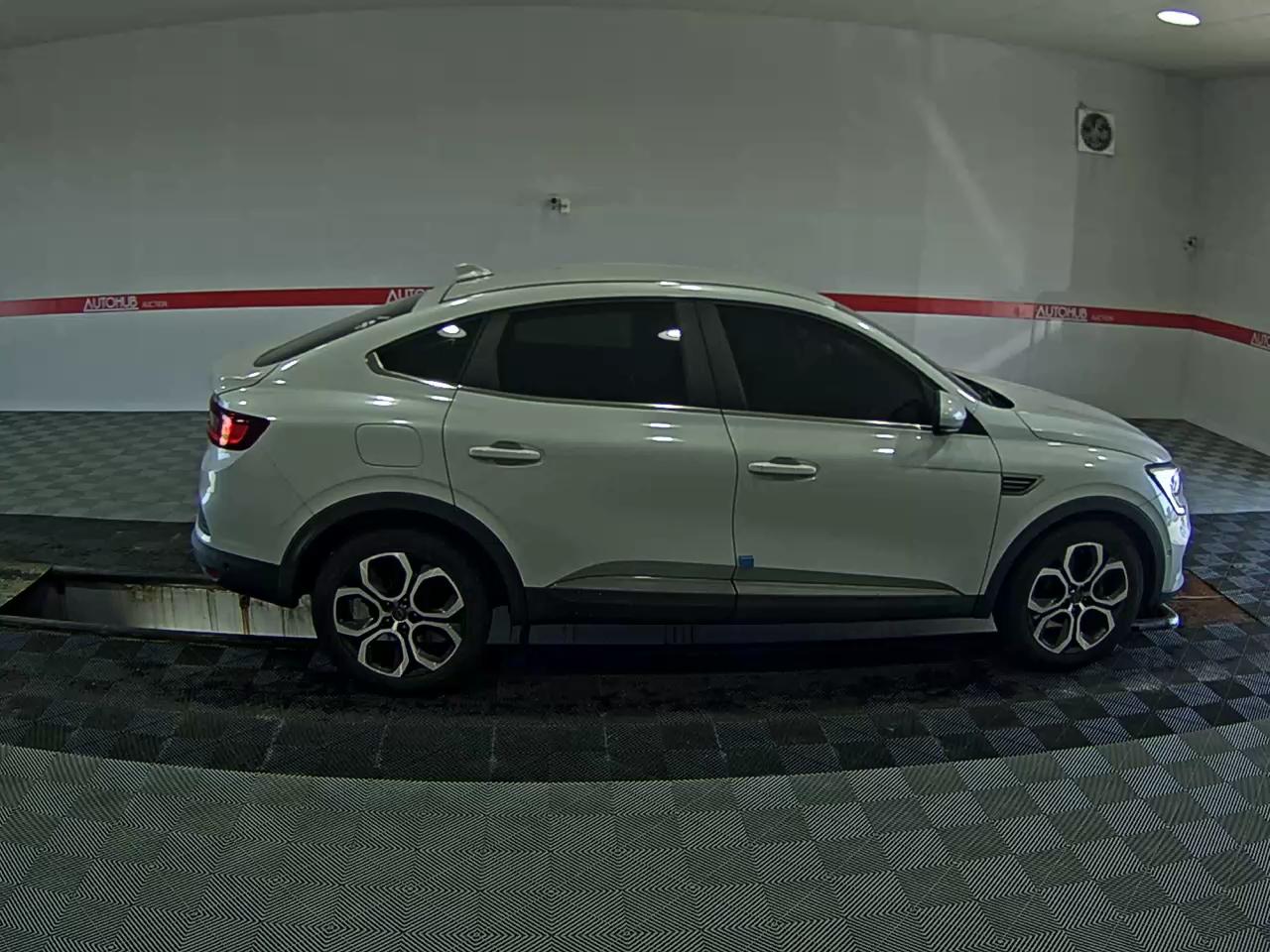 RENAULT (SAMSUNG) XM3 1.3 TCe RE - фото 2
