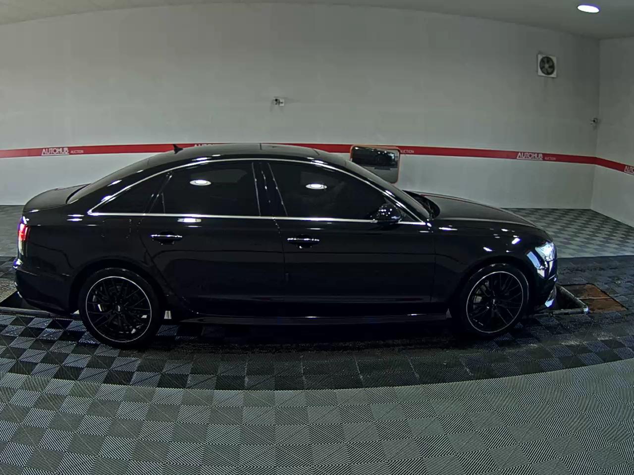 AUDI A6 (4TH GEN) 40 TFSI - фото 2