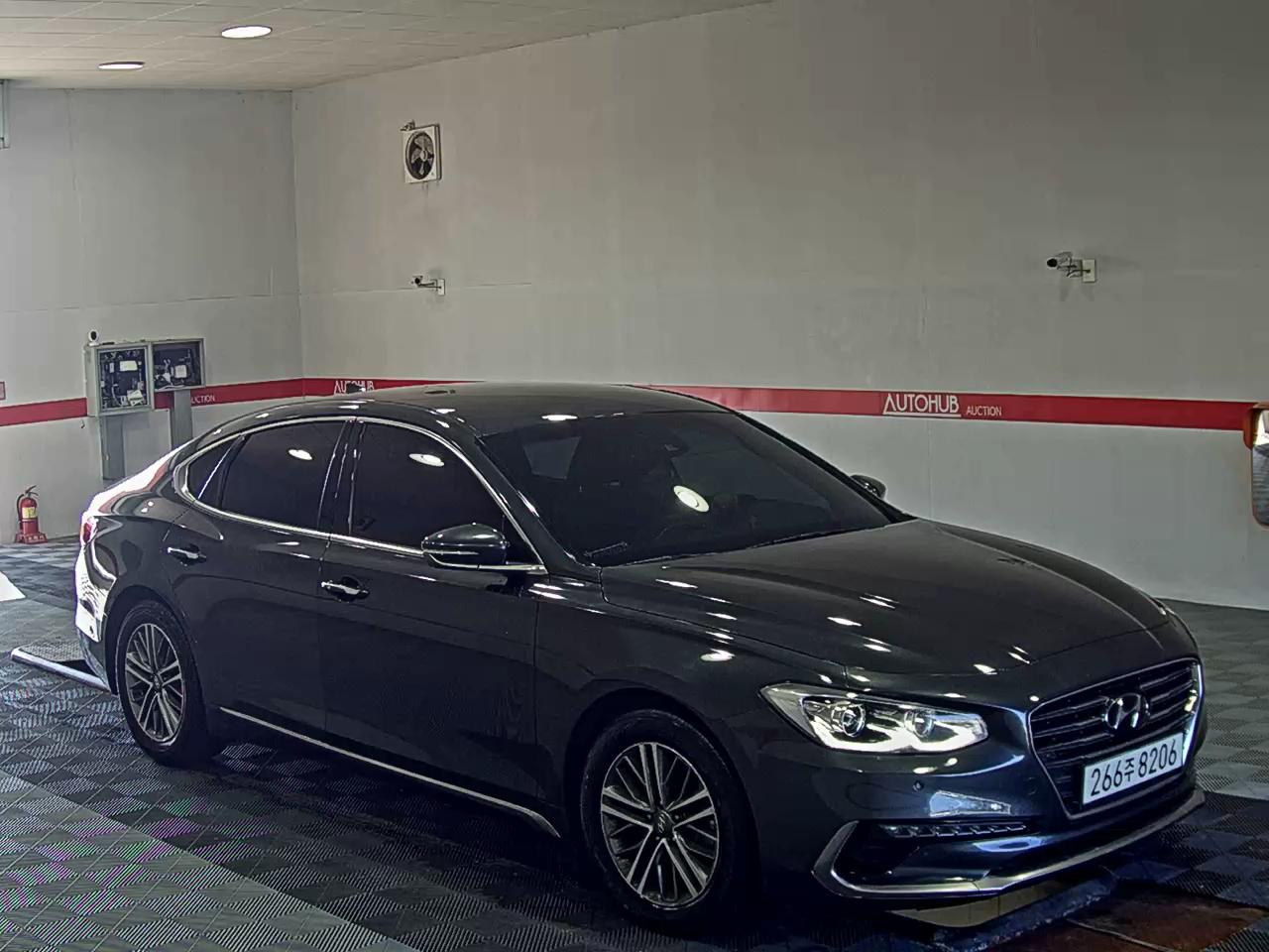 HYUNDAI GRANDEUR IG 2.4 GDi PREMIUM - фото 1