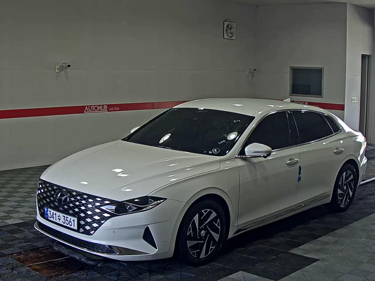 HYUNDAI THE NEW GRANDEUR IG HYBRID 2.4 HEV LE BLANC - фото 0