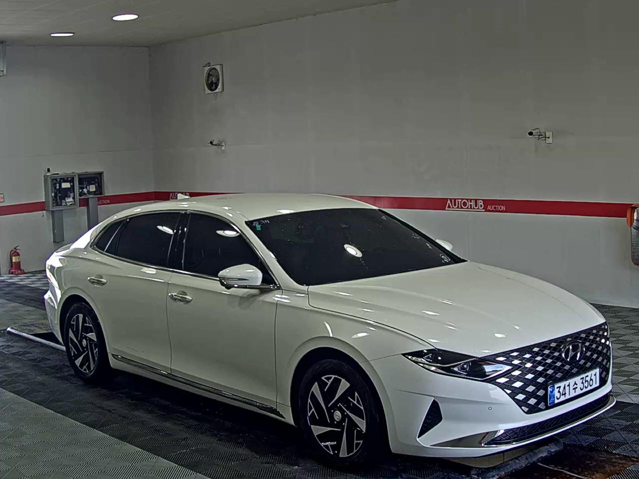 HYUNDAI THE NEW GRANDEUR IG HYBRID 2.4 HEV LE BLANC - фото 1