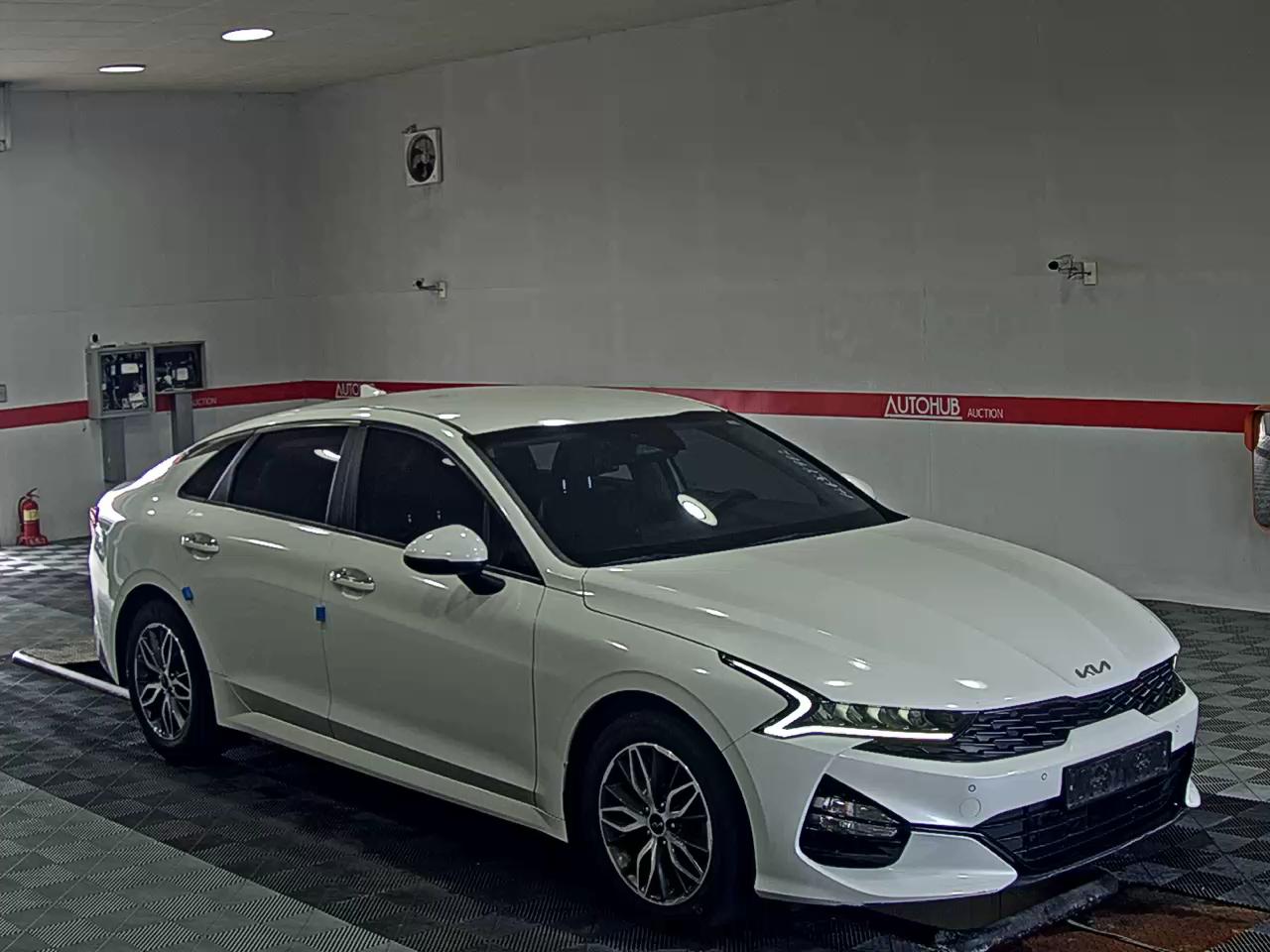 KIA NEW K5 (DL3) 2.0 GASOLINE PRESTIGE - фото 1