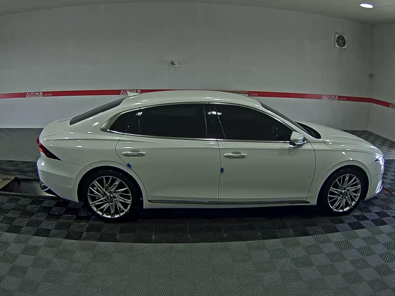 HYUNDAI THE NEW GRANDEUR IG GASOLINE 2.5 CALLIGRAPHY - фото 2