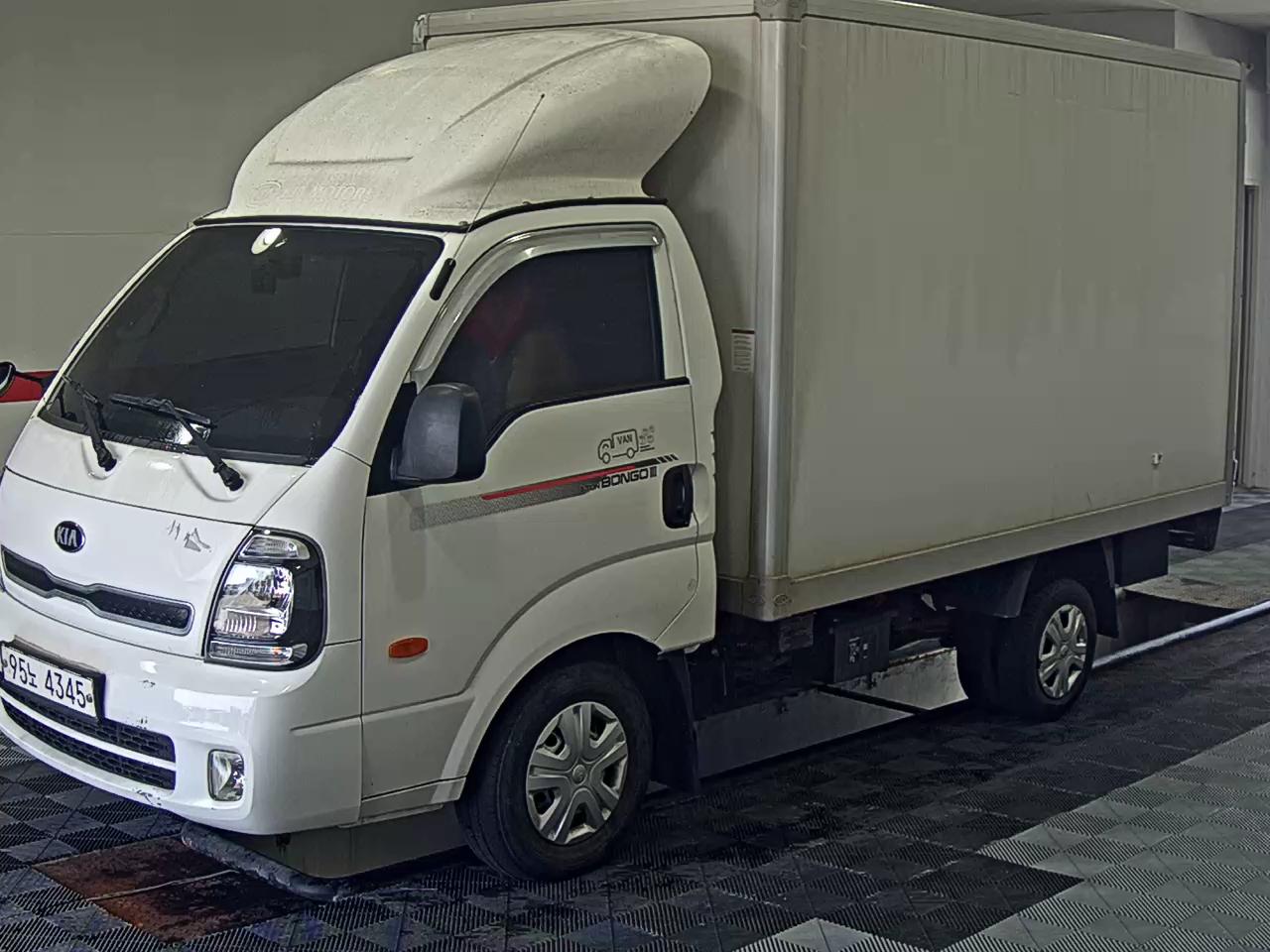 KIA THE NEW BONGO III CARGO BUILT-IN BOX TRUCK PLUS MODEL - фото 0