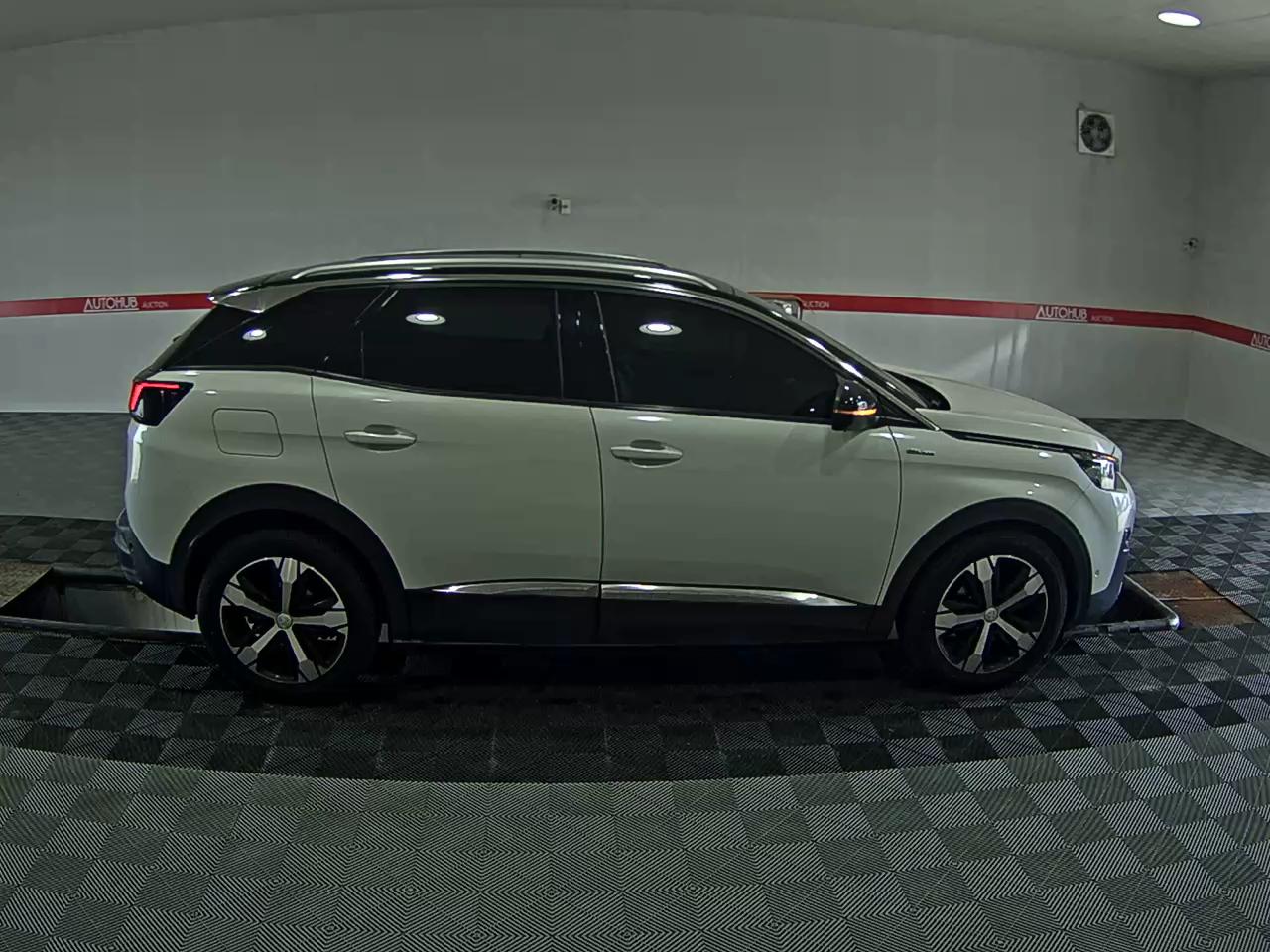 PEUGEOT 3008 (2ND GEN) 1.6 BlueHDi GT LINE - фото 2