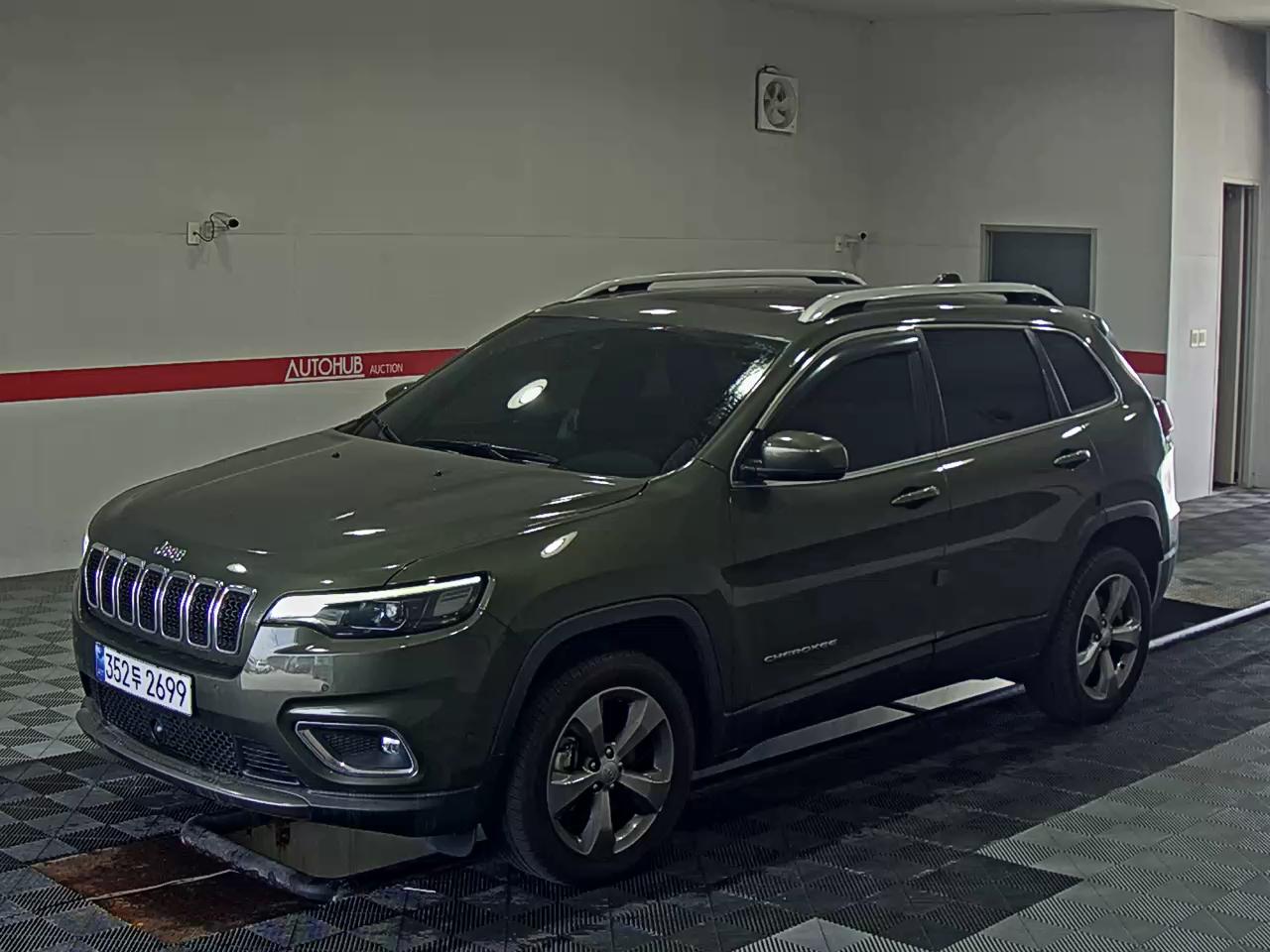 JEEP CHEROKEE (KL) 2.4 AWD LIMITED - фото 0