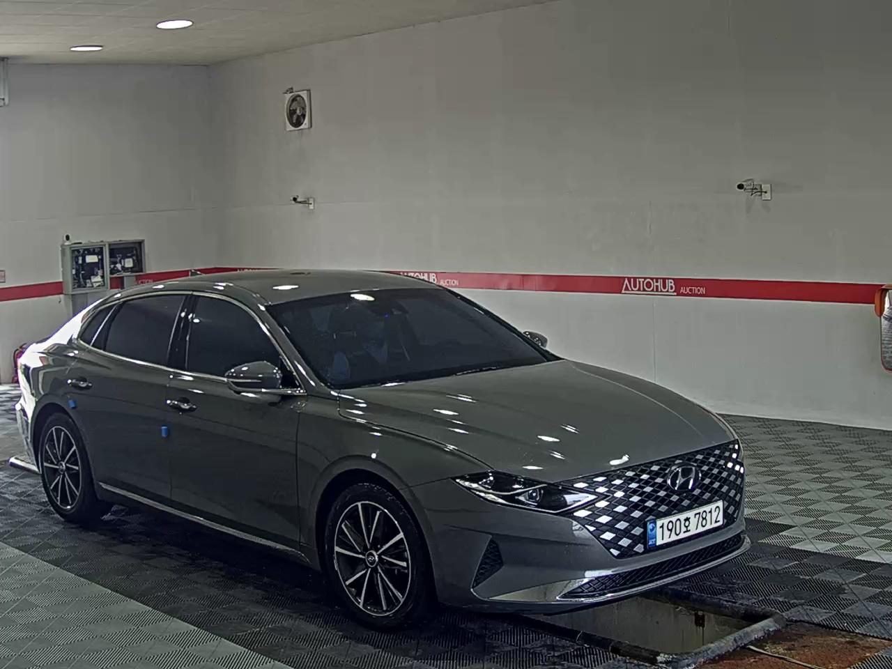 HYUNDAI THE NEW GRANDEUR IG GASOLINE 2.5 EXCLUSIVE - фото 1