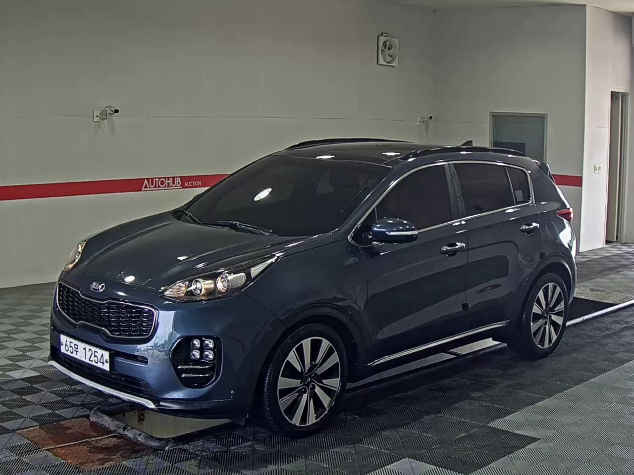 KIA NEW SPORTAGE R2.0 2WD STYLE EDITION - фото 0