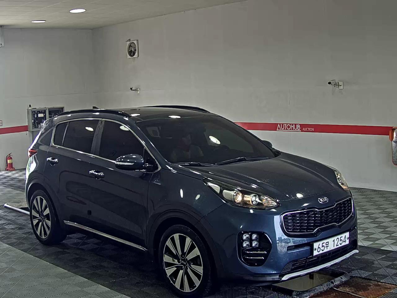 KIA NEW SPORTAGE R2.0 2WD STYLE EDITION - фото 1