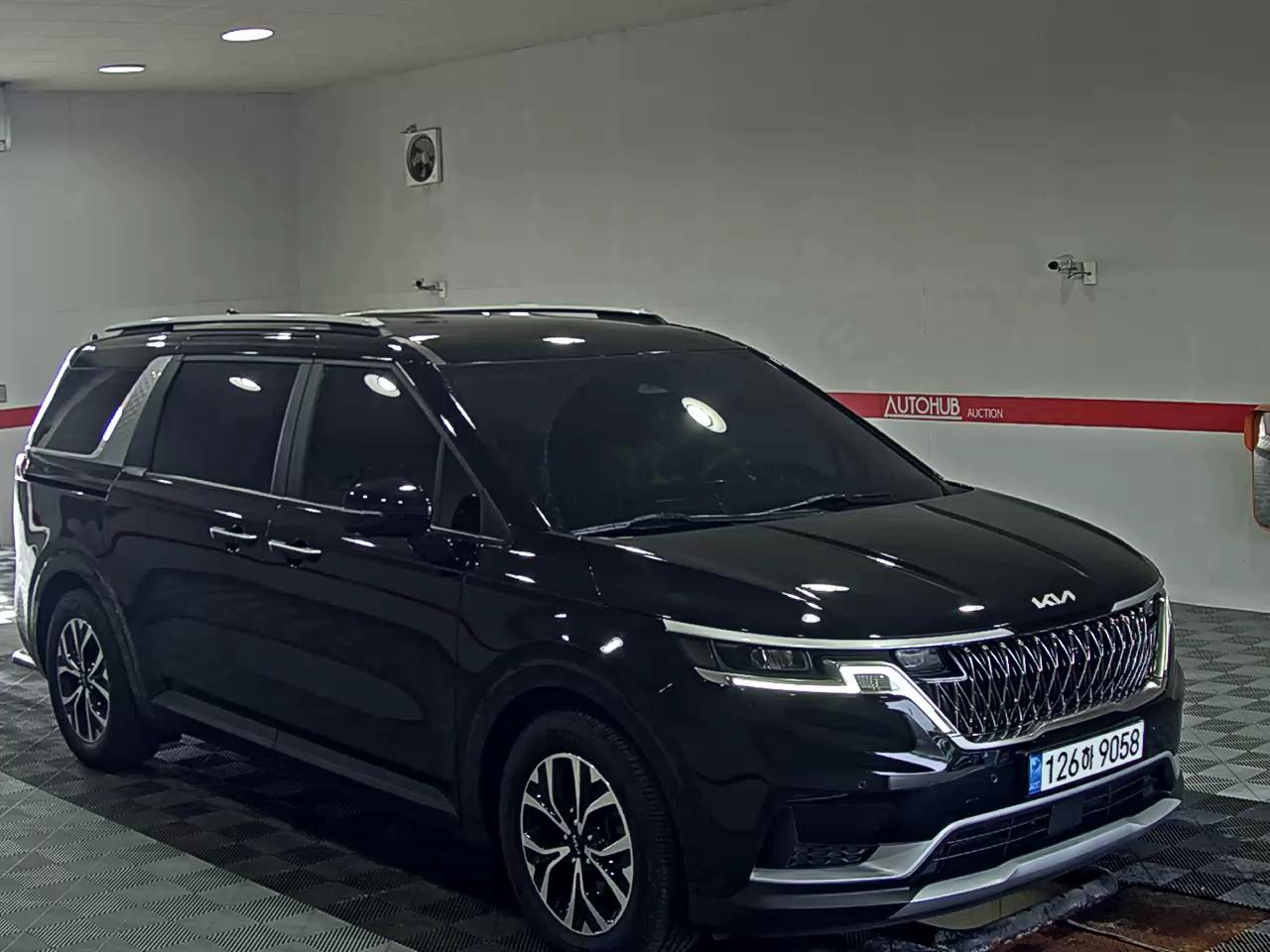 KIA NEW CARNIVAL (KA4) 9-SEATER DIESEL PRESTIGE - фото 1