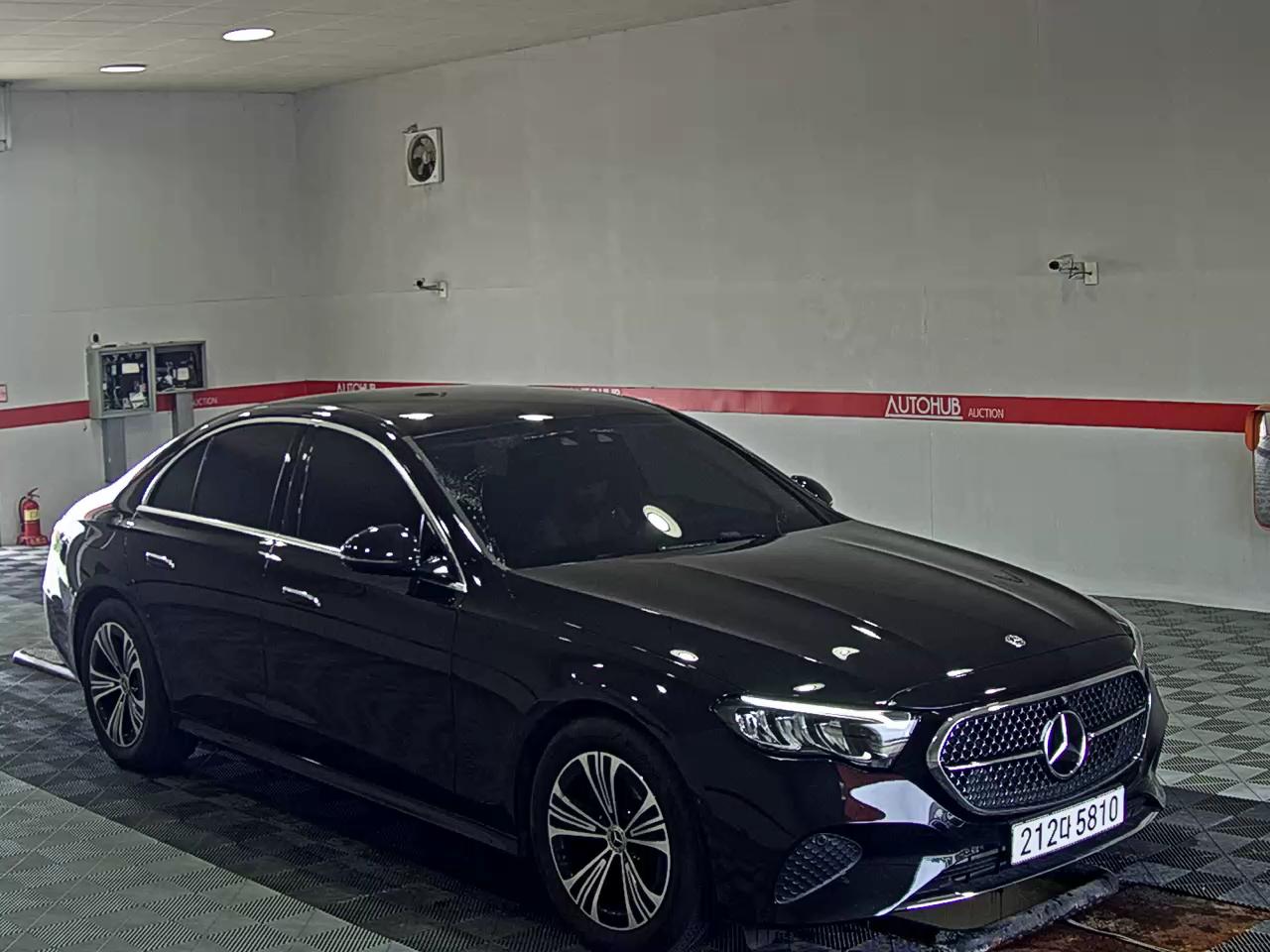 MERCEDES-BENZ E-CLASS (6TH GEN) E200 AVANTGARDE - фото 1