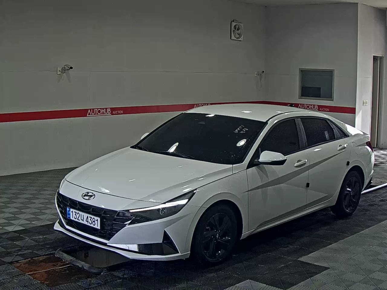 HYUNDAI AVANTE (CN7) 1.6 GASOLINE MODERN - фото 0