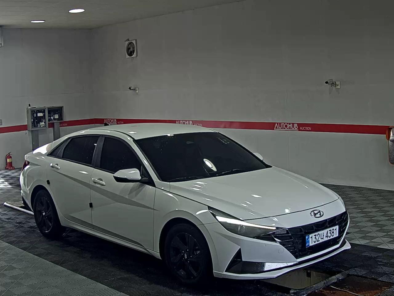 HYUNDAI AVANTE (CN7) 1.6 GASOLINE MODERN - фото 1