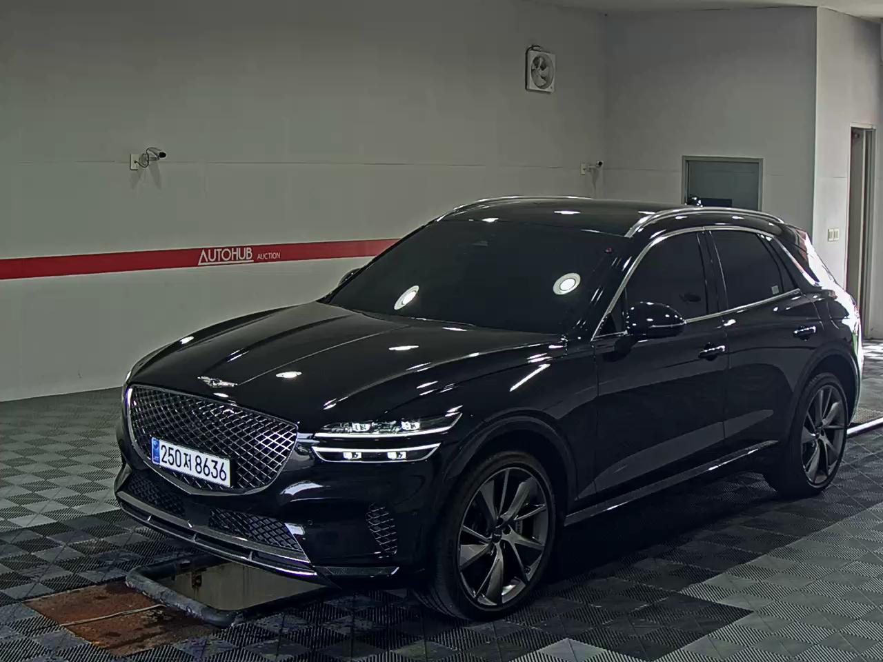 GENESIS GV70 2.5T AWD BASE MODEL - фото 0