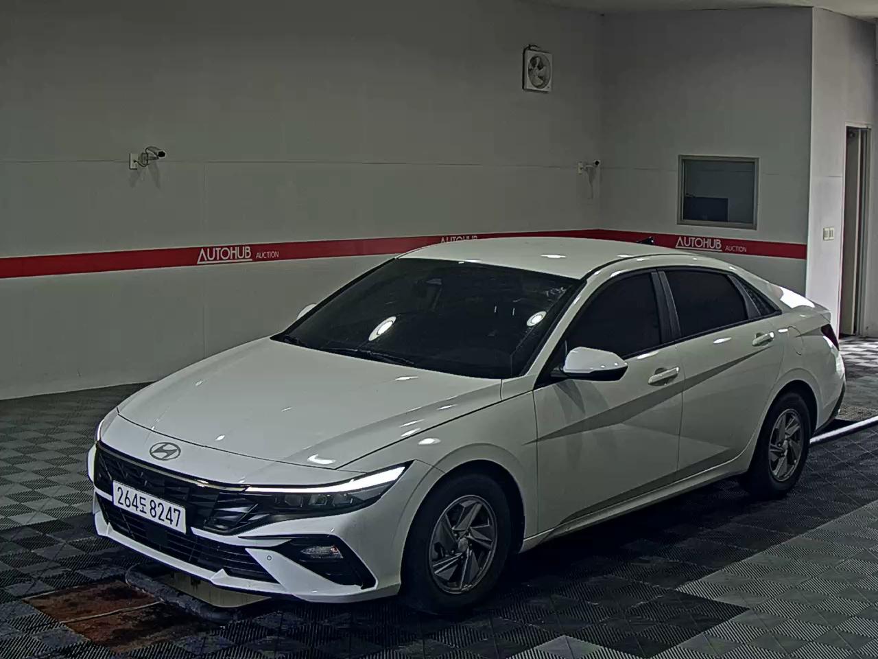 HYUNDAI THE NEW AVANTE (CN7) GASOLINE 1.6 SMART - фото 0