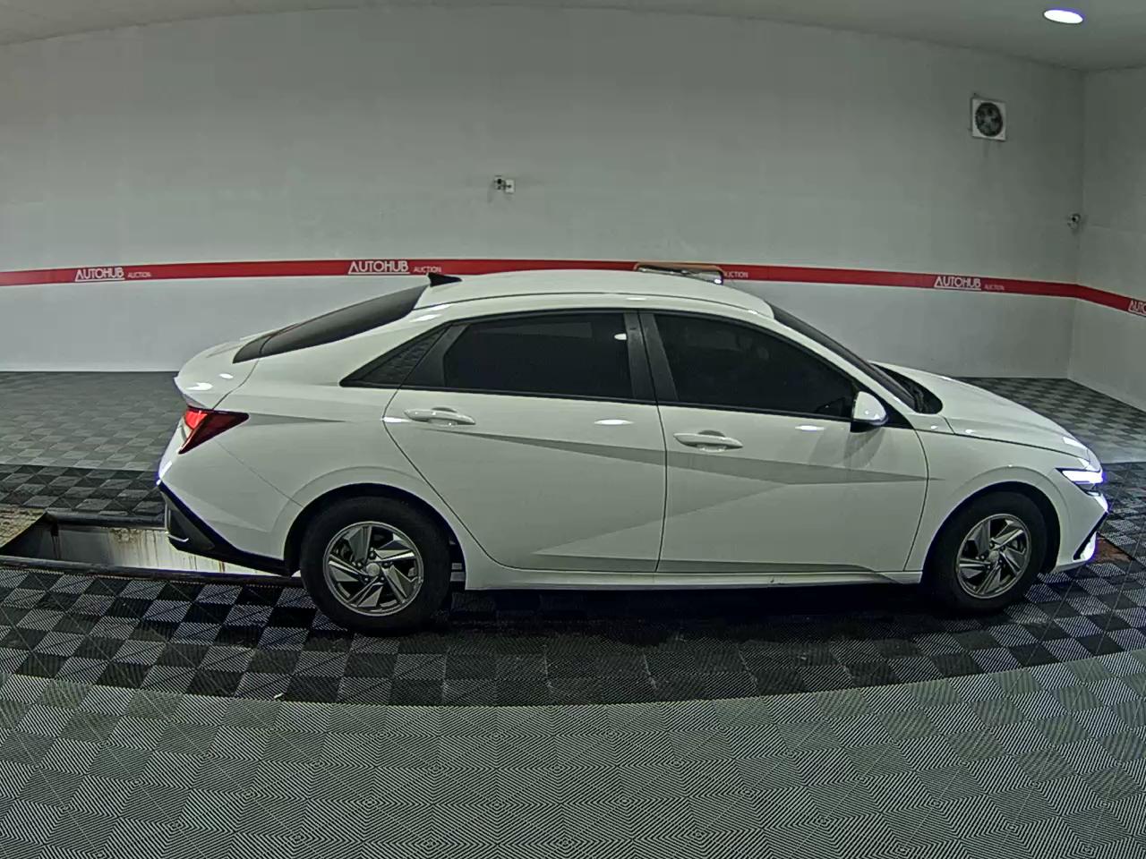 HYUNDAI THE NEW AVANTE (CN7) GASOLINE 1.6 SMART - фото 2