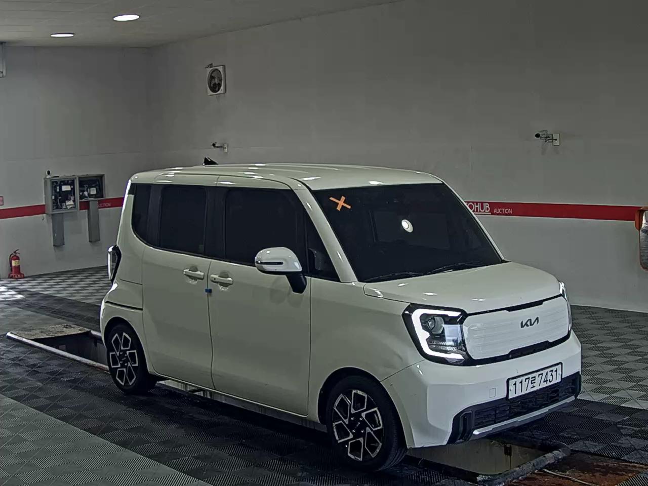 KIA THE NEW KIA RAY 1.0 GASOLINE PRESTIGE - фото 1