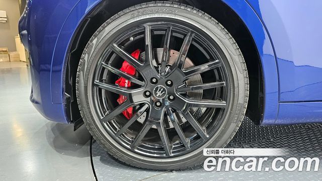 Maserati Levante 3.0 AWD Modena - фото 4