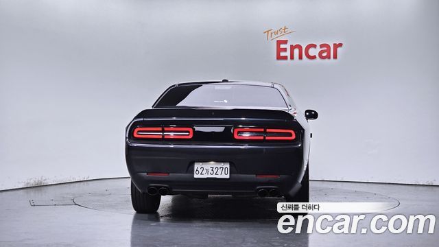 Dodge Challenger 3.6 - фото 3