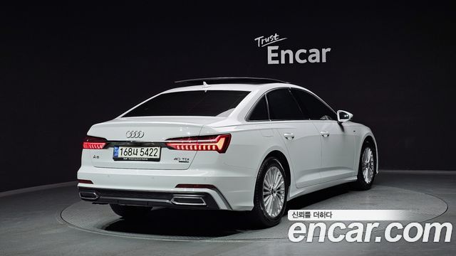 Audi A6 C8 40 TDI Quattro Premium - фото 1