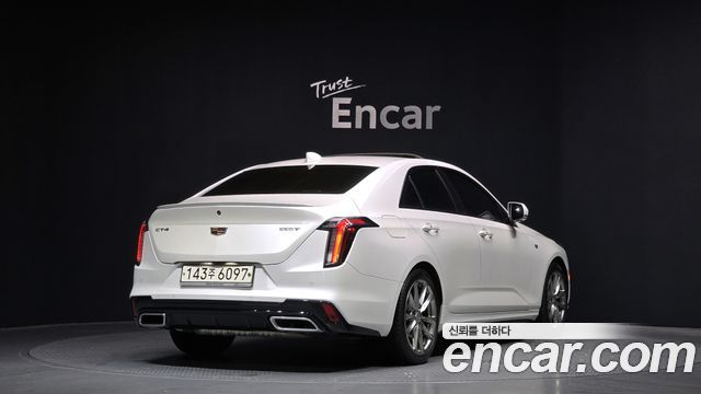 Cadillac CT4 2.0 Sport - фото 1