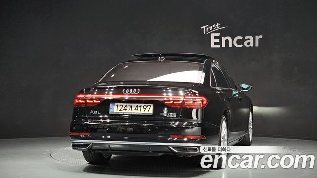 Audi A8 D5 55 TFSI Quattro LWB - фото 3
