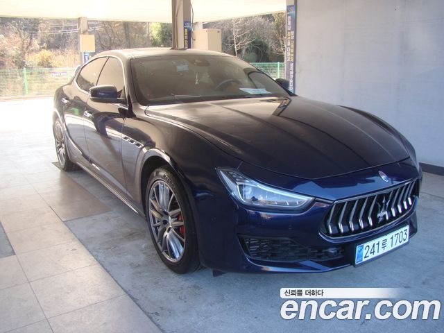 Maserati Ghibli 3.0 3rd - фото 0