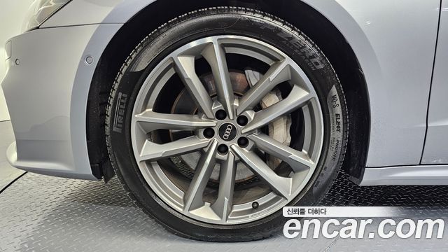 Audi A7 55 TFSI Quattro Premium - фото 4
