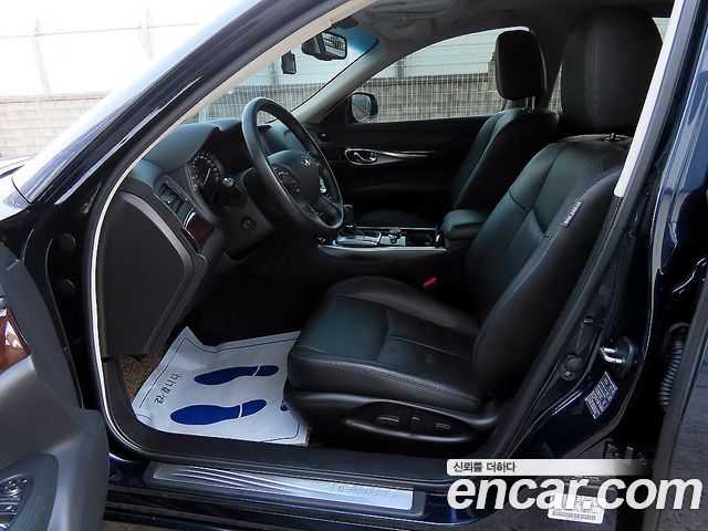 Infiniti Q70 3.7 Style - фото 4
