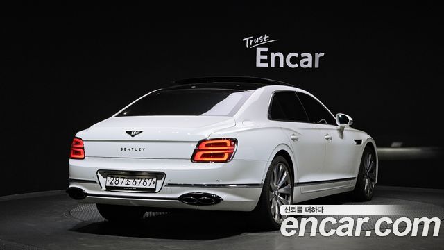 Bentley Flying Spur 3-го поколения 4.0 - фото 1