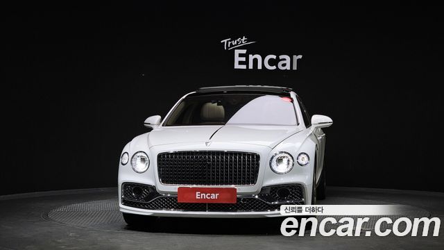 Bentley Flying Spur 3-го поколения 4.0 - фото 2