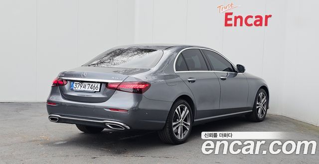 Mercedes-Benz E-Class W213 E350 4MATIC Avantgarde - фото 1