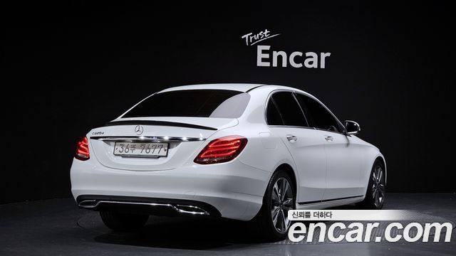 Mercedes-Benz C-Class W205 C220 d Avantgarde - фото 1