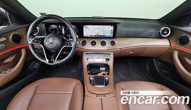 Mercedes-Benz E-Class W213 E250 Exclusive - фото 0